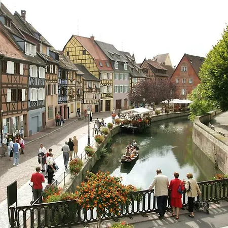 Au Buisson De Roses Apartament *