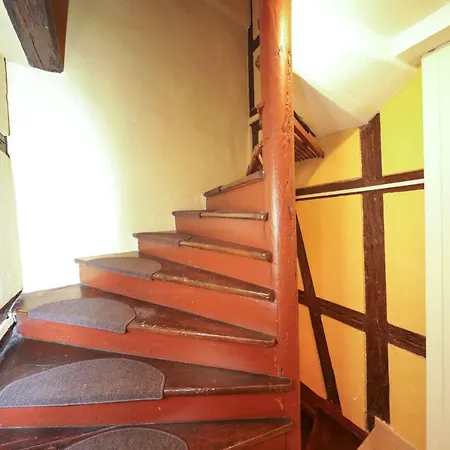 Au Buisson De Roses Colmar